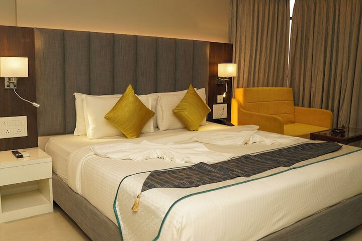 Room 44 of 68