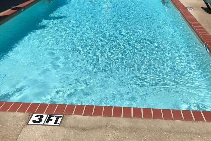 Pool 14 of 16