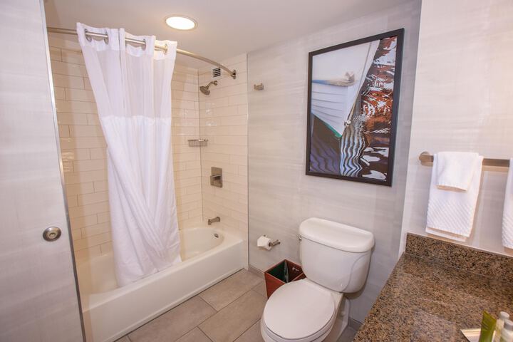 Bathroom shower