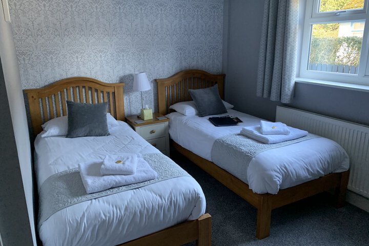 Room 5 of 44