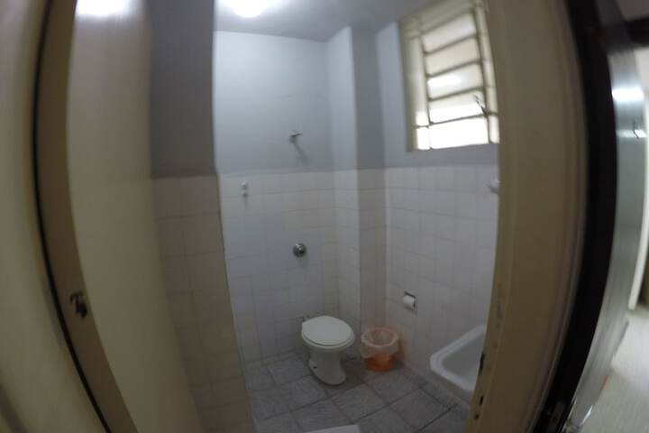 Room 30 of 48