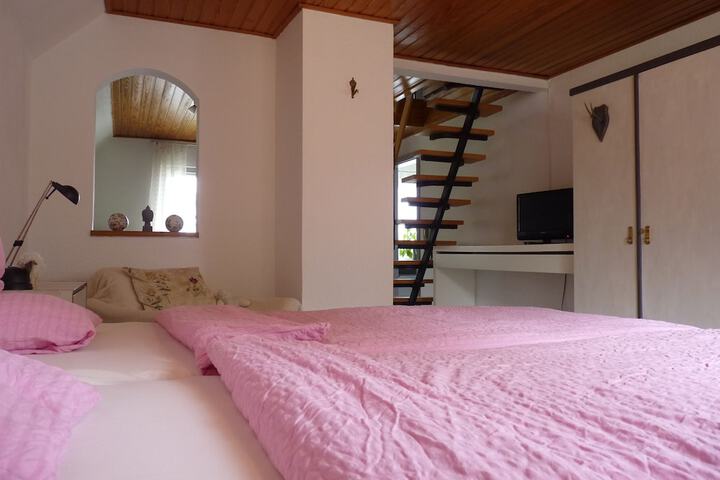 Room 5 of 54