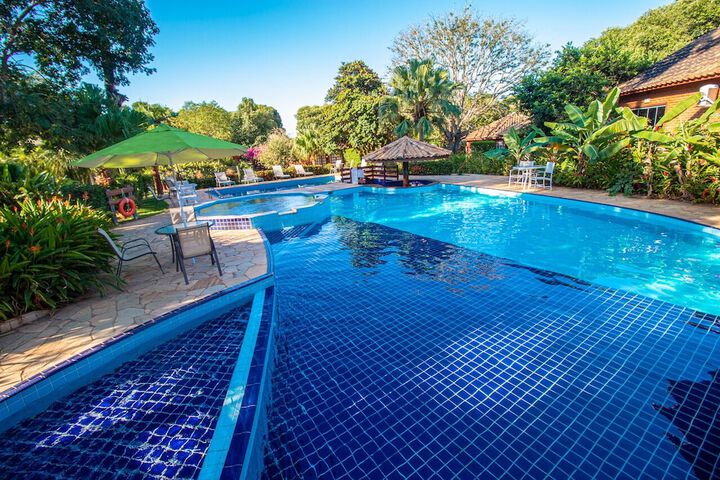 Pool 27 of 33
