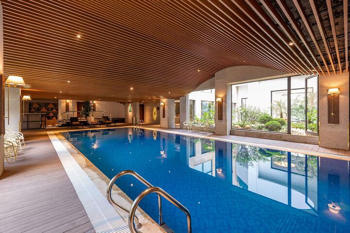 Pool 50 of 86