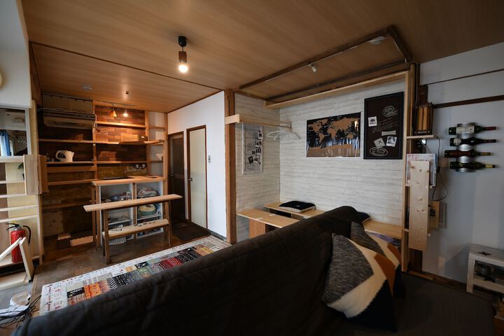 Room 9 of 35