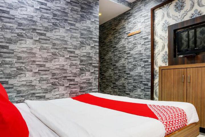 Super Hotel O Yatri Yadgar
