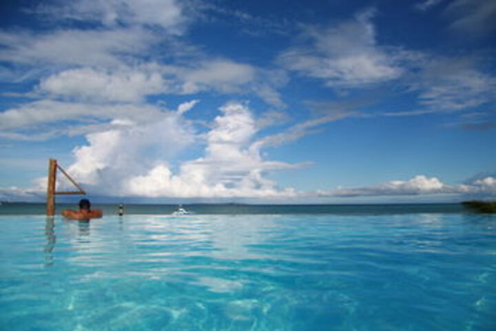 Pools & Facilities