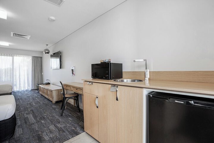 Room 14 of 87