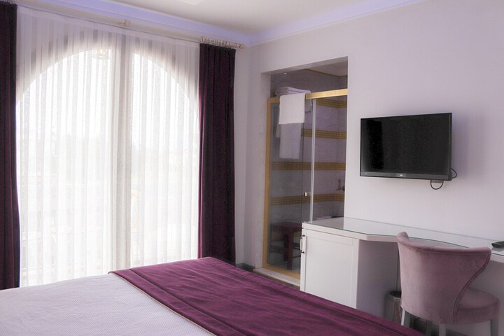 Room 30 of 73