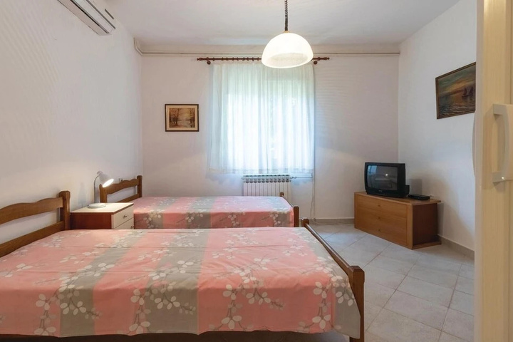 Beautiful Home in Zadar With Wifi and 1 Bedrooms