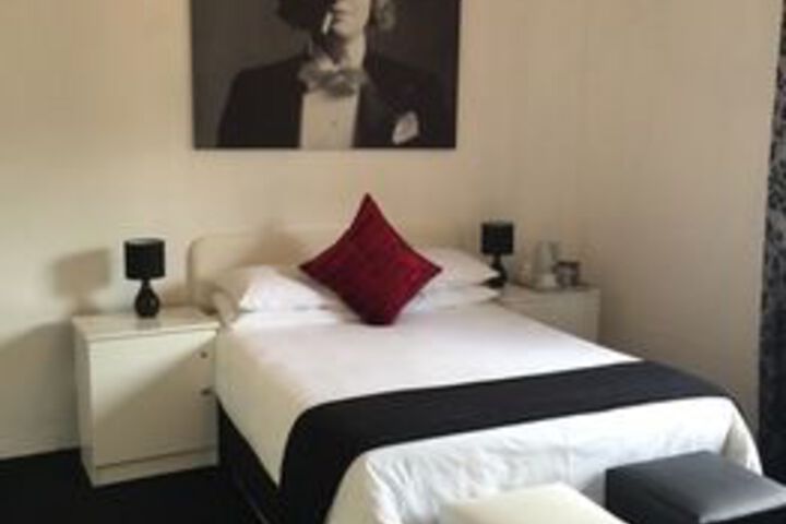 Room 21 of 46