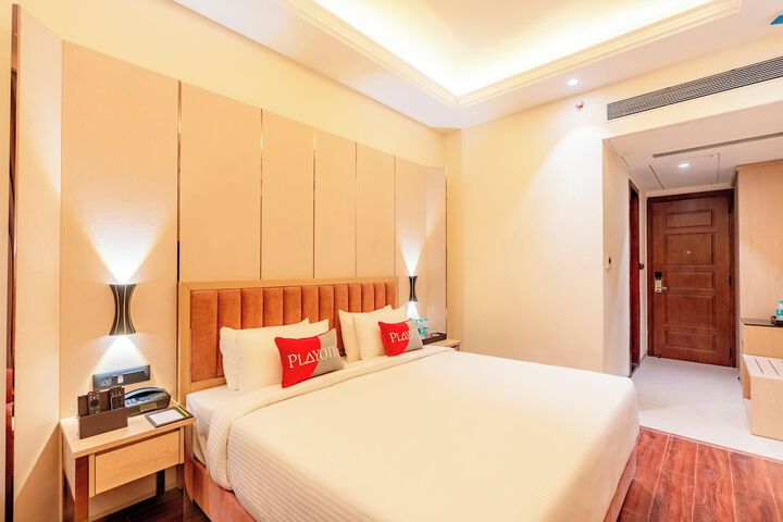 Room 21 of 51