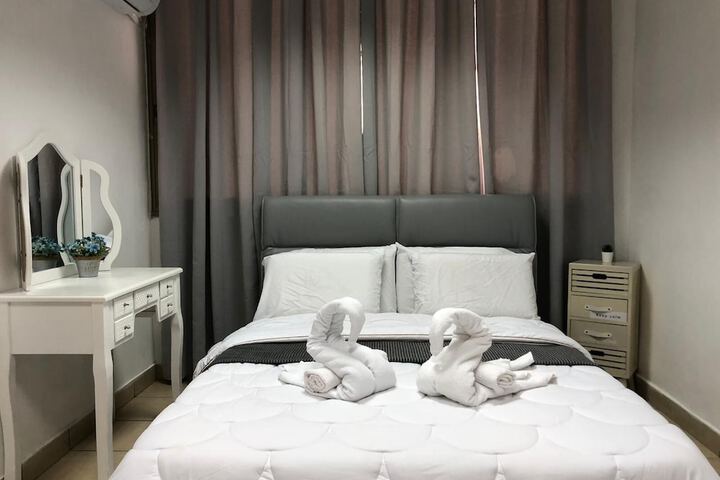 Room 36 of 140