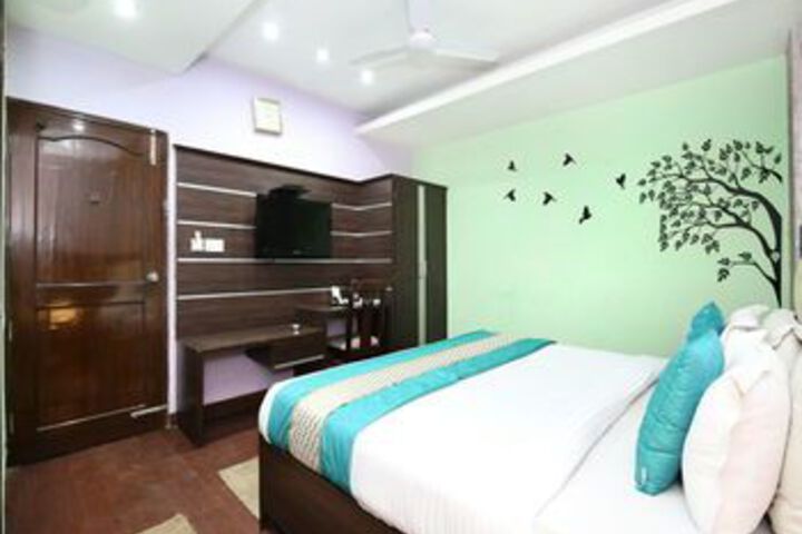 Room 20 of 31