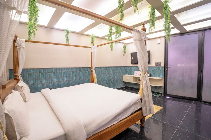Room 20 of 149