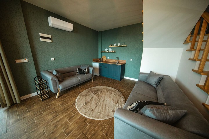 Room 3 of 58
