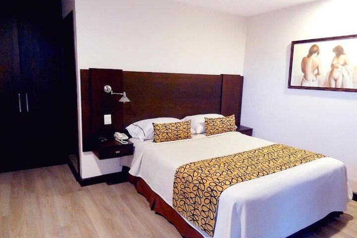Room 16 of 31