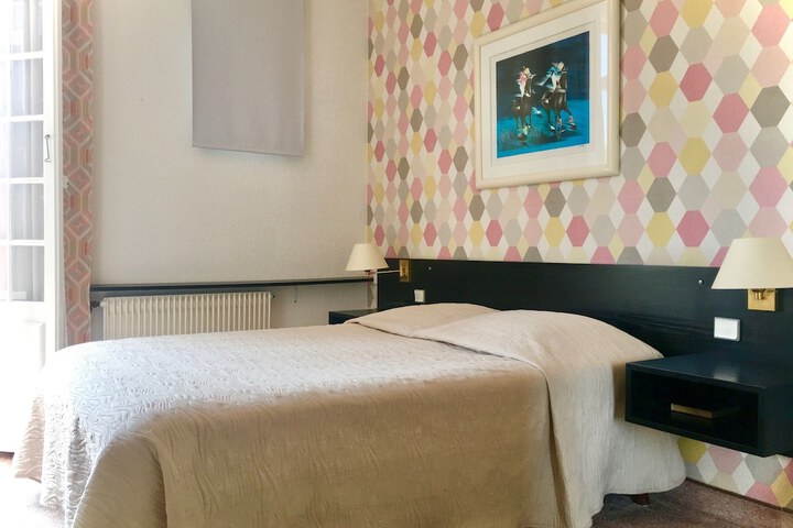 Room 22 of 62