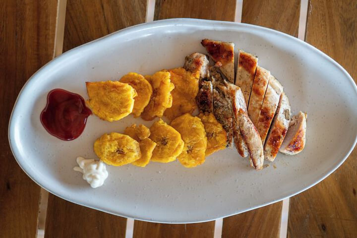 Dining 37 of 42