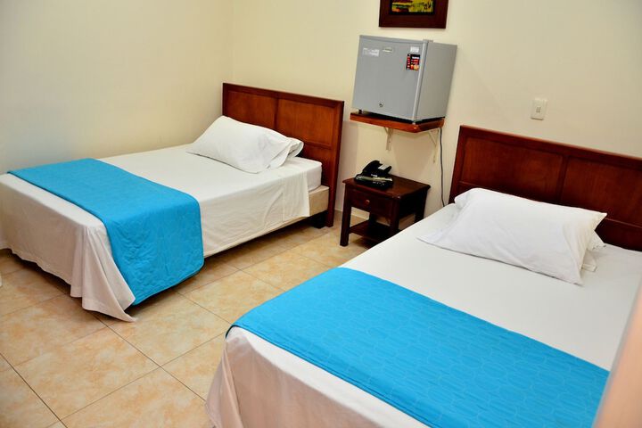 Room 20 of 40