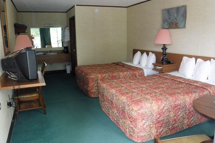 Room 12 of 63