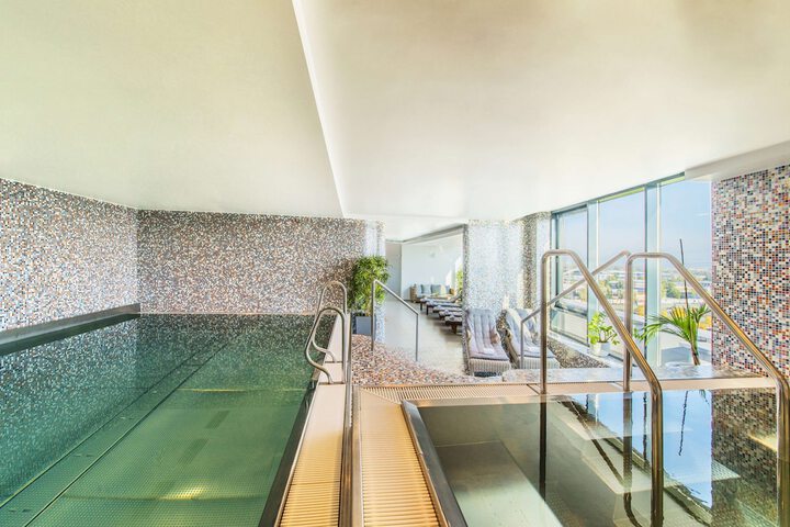 Pool 47 of 72