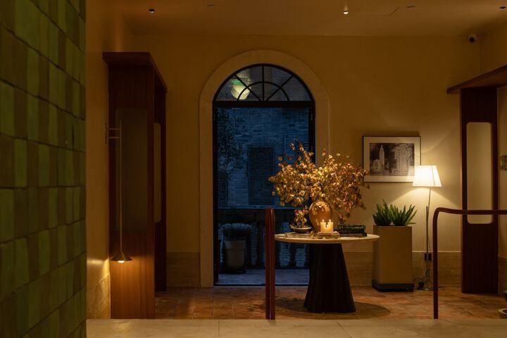 Hotel Interior 10 of 79