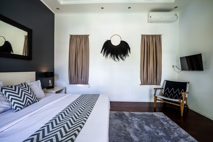 Room 15 of 69