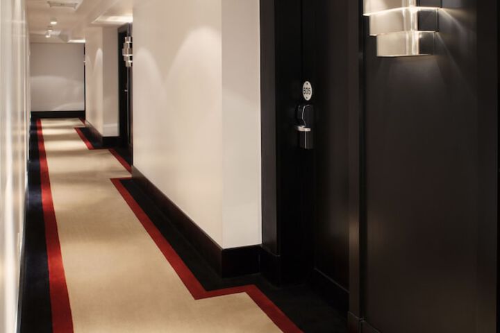 Ballroom/Hall 41 of 46