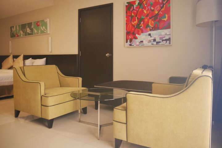 Room 7 of 65
