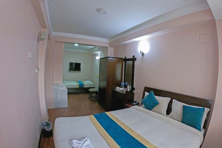 Room 7 of 35