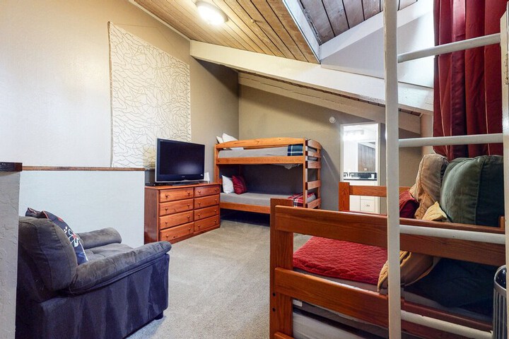 Room 7 of 40