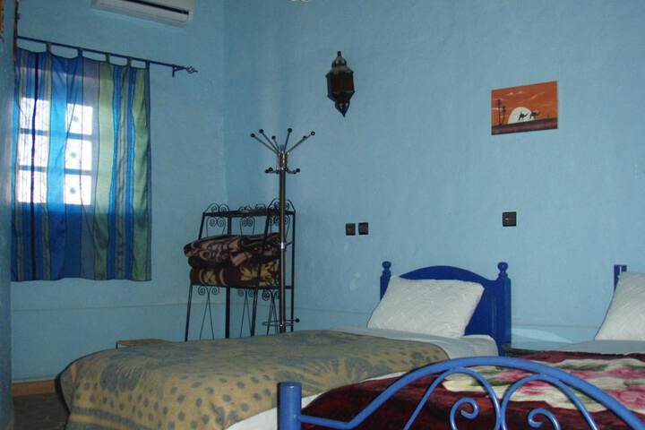 Room 12 of 71