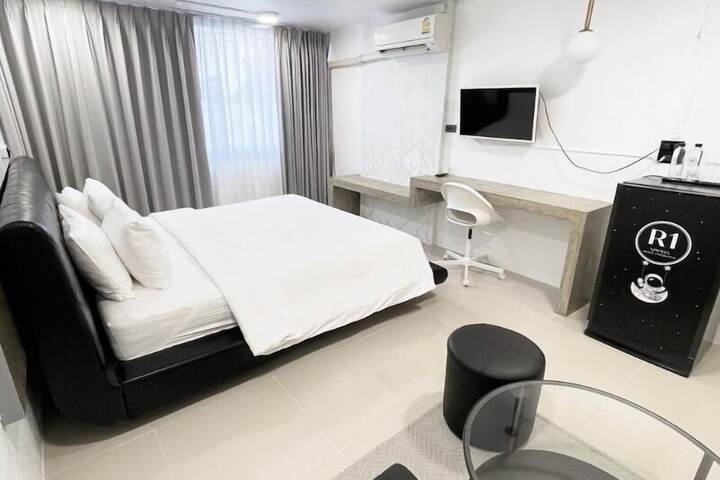 Room 19 of 47