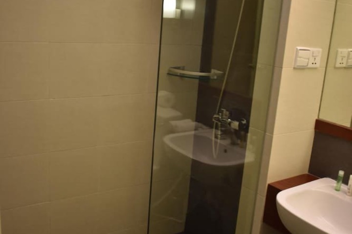 Room 15 of 54