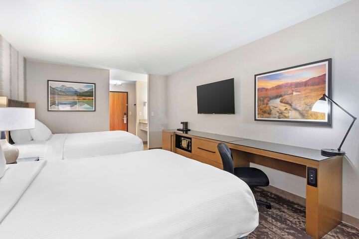 Room 14 of 37
