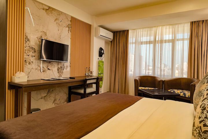 Room 15 of 49