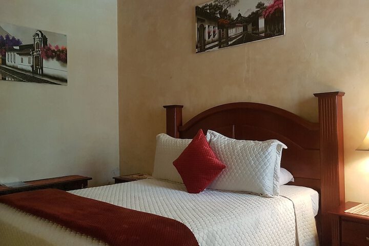 Room 14 of 37