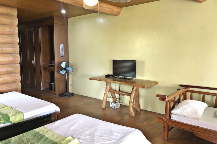 Room 16 of 62