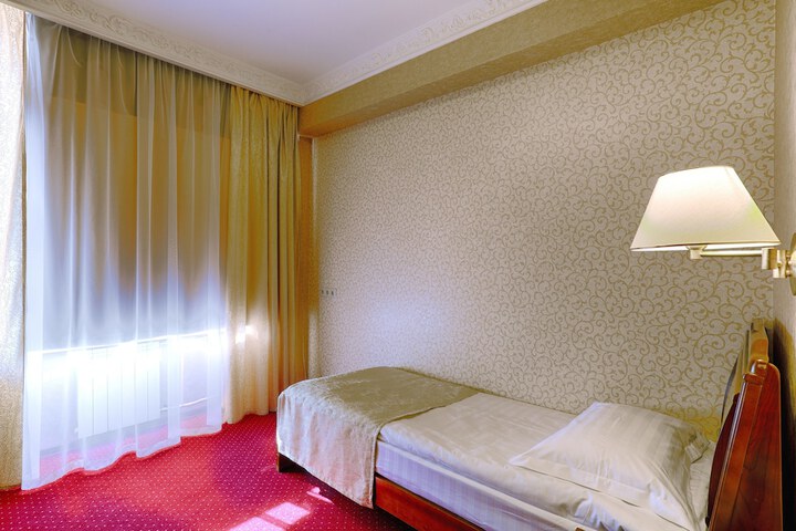 Room 21 of 72