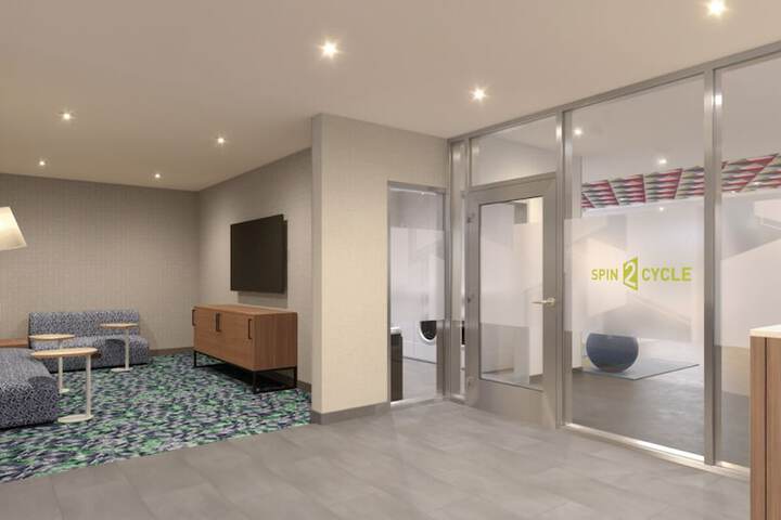 Room 10 of 13