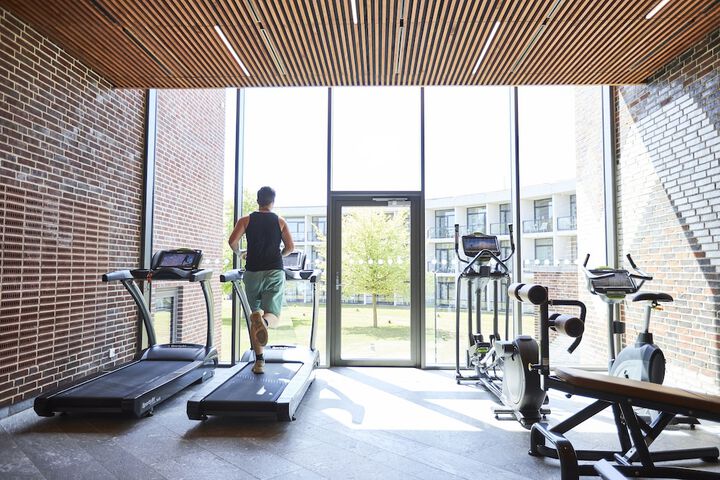 Health and Fitness 33 of 100