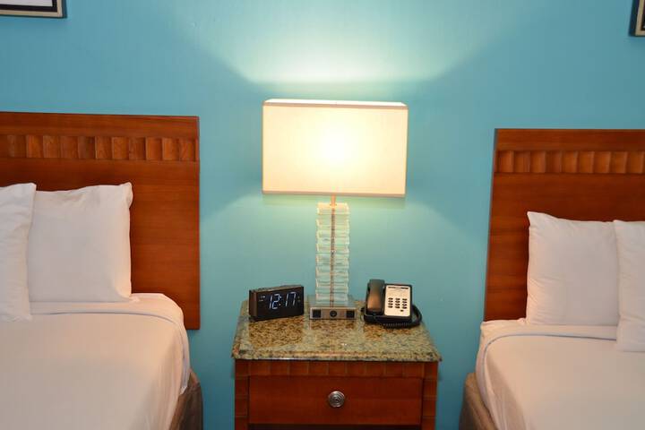 Room 11 of 33