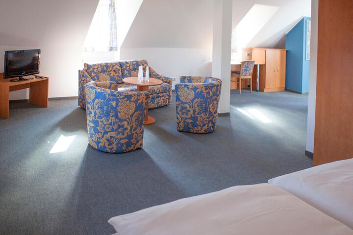 Room 14 of 23