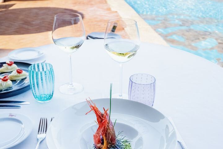 Dining 190 of 230