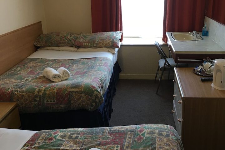 Room 22 of 80