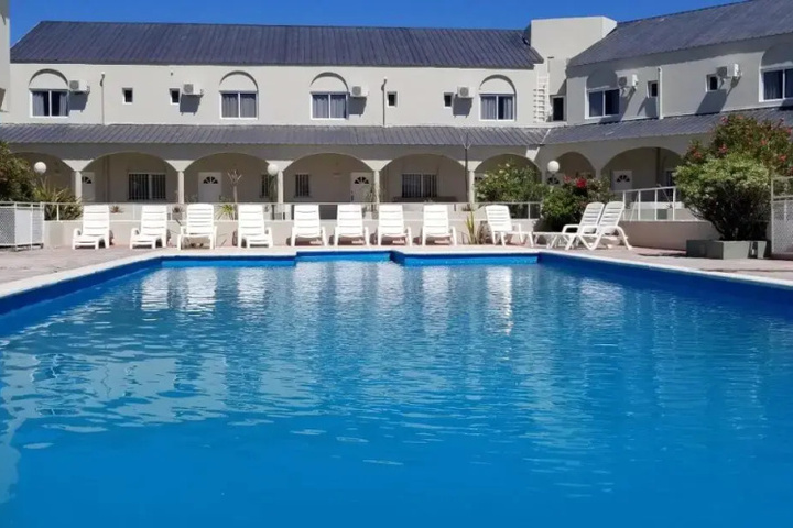 Pool 16 of 22