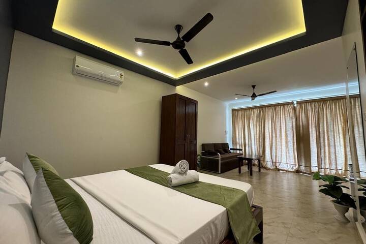 Room 25 of 60