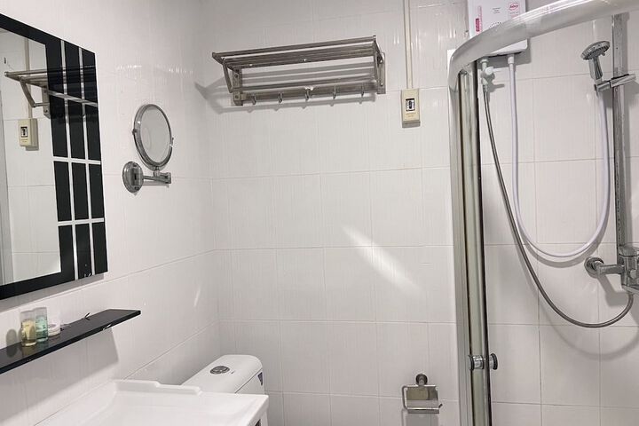 Room 21 of 29