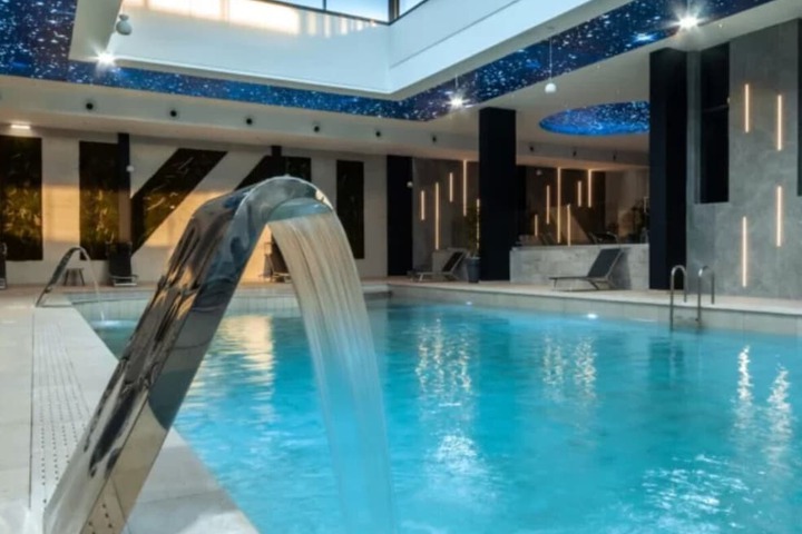 Pool 27 of 47